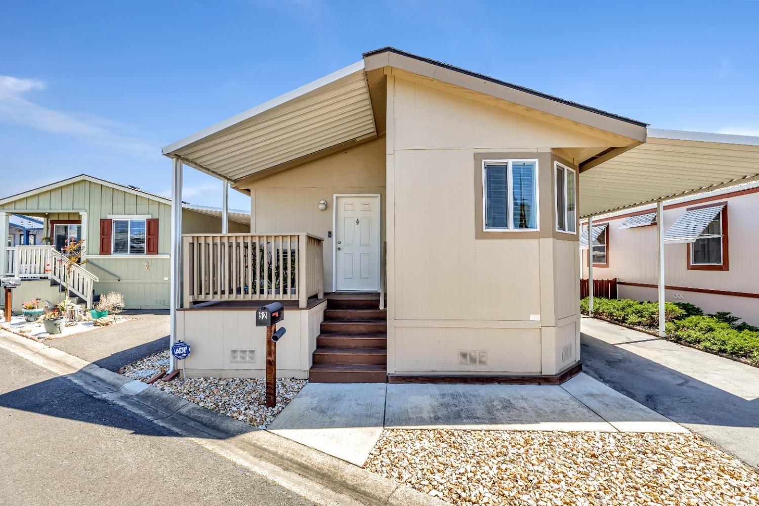 View Rancho Cordova, CA 95670 mobile home