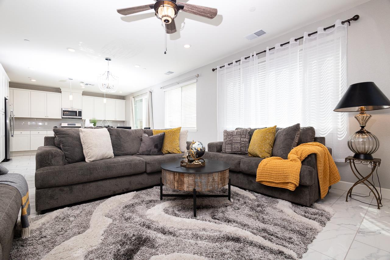 3596 Birdland Avenue