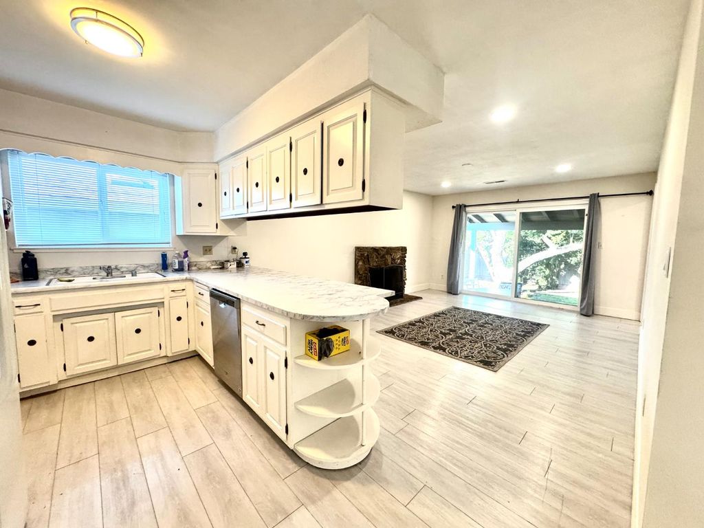 Photo of 6921 Pintado Court, Fair Oaks, CA 95628 (MLS # 226004270)