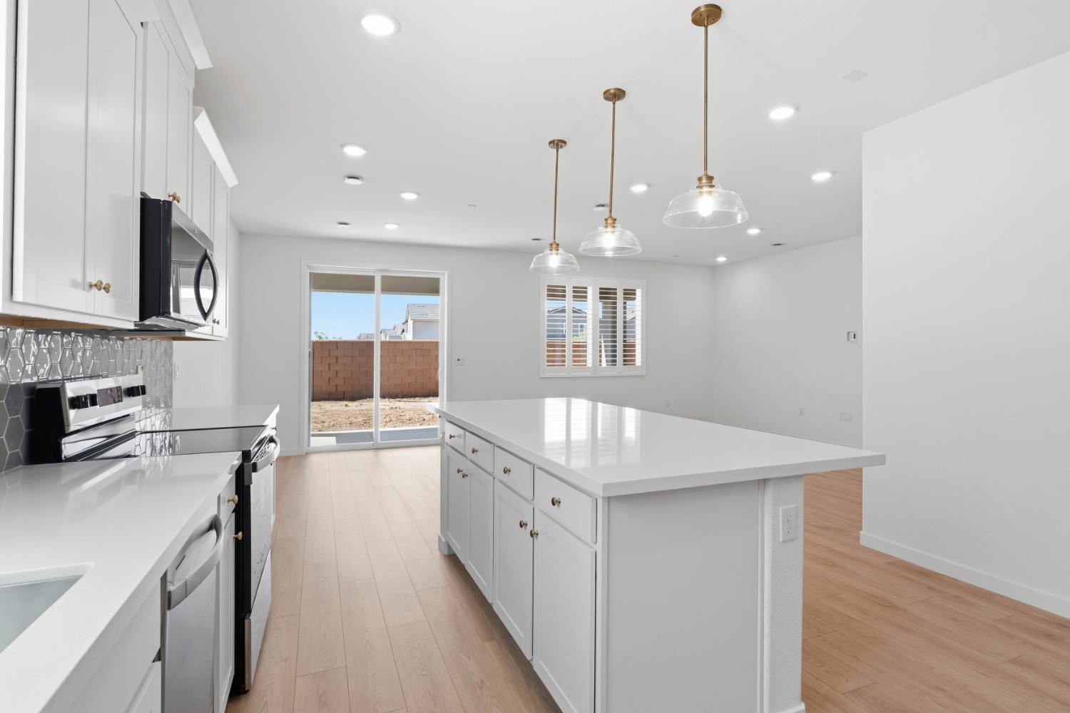 8313 Morning Star Way