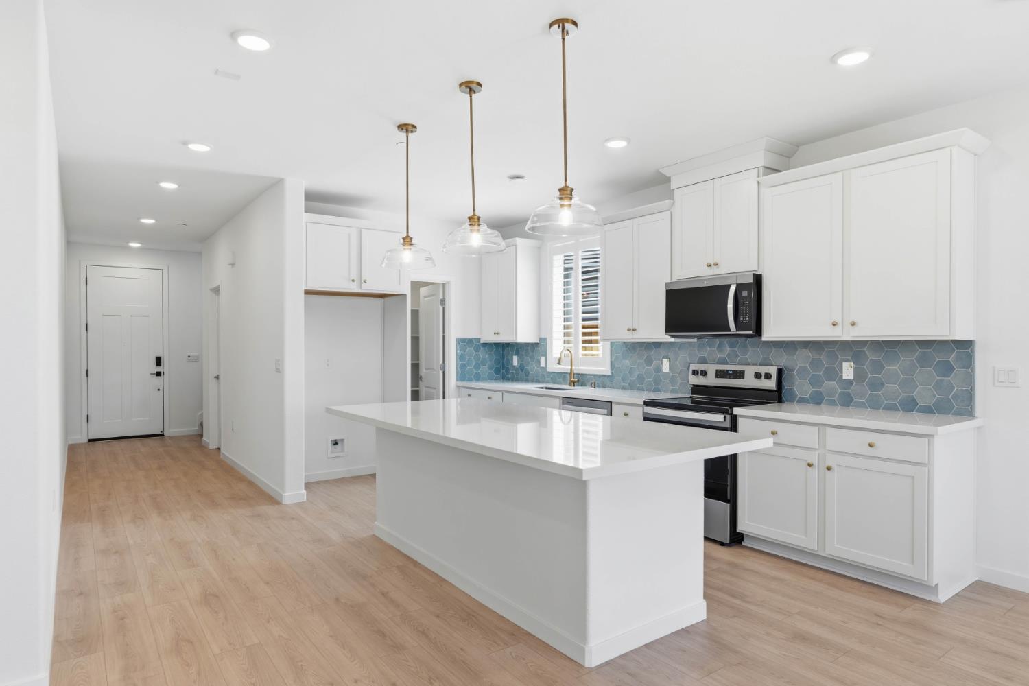 8313 Morning Star Way