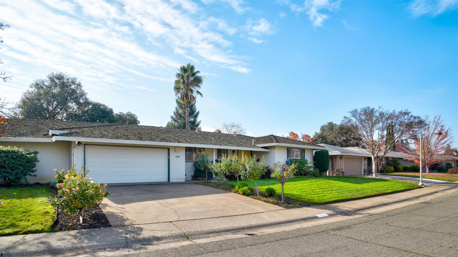 6956 Los Cerros Drive