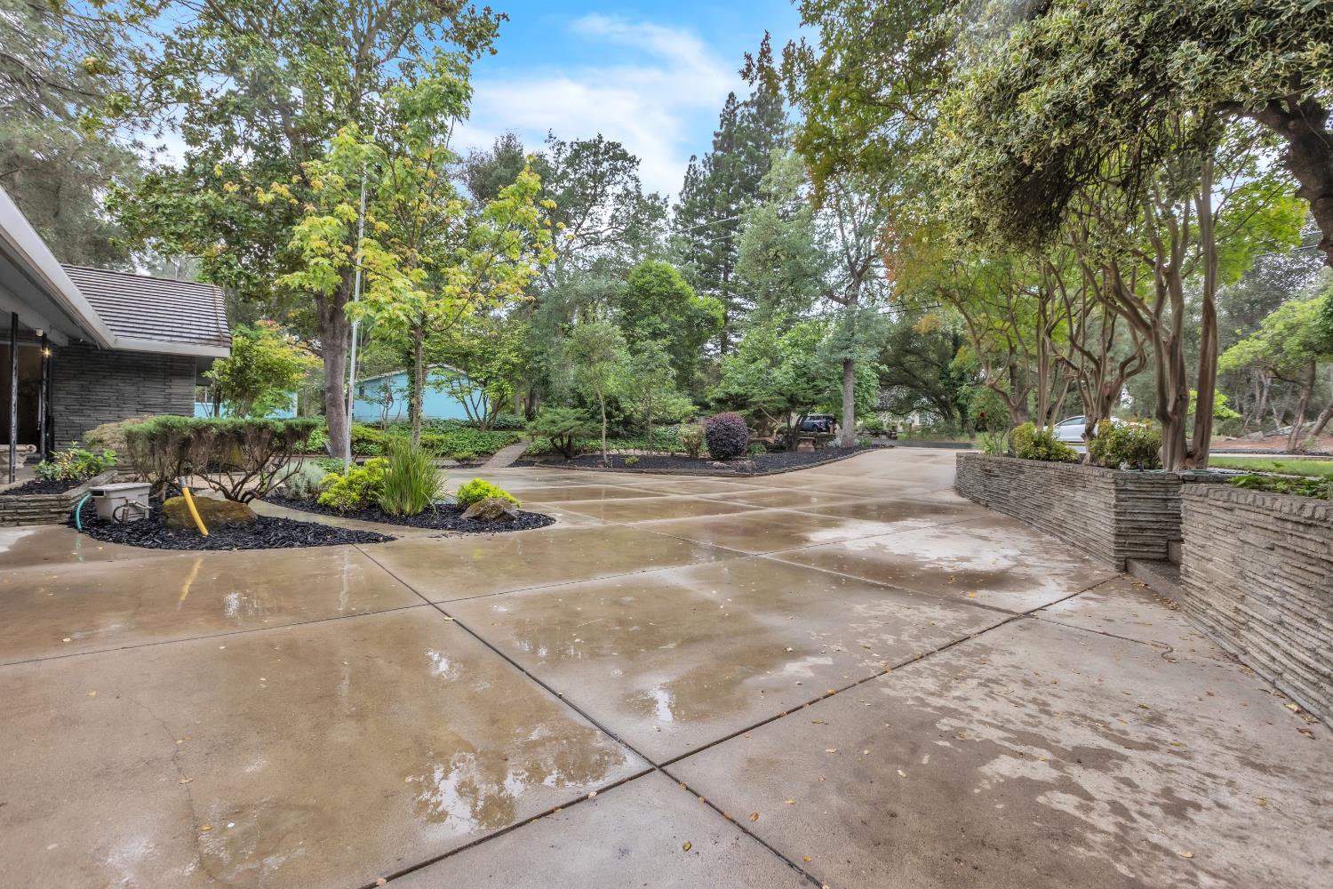 7995 Morningside Drive