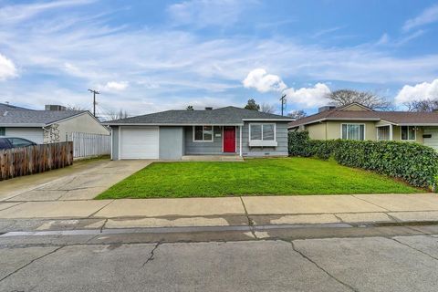 5204 Bradford Drive Sacramento CA 95820
