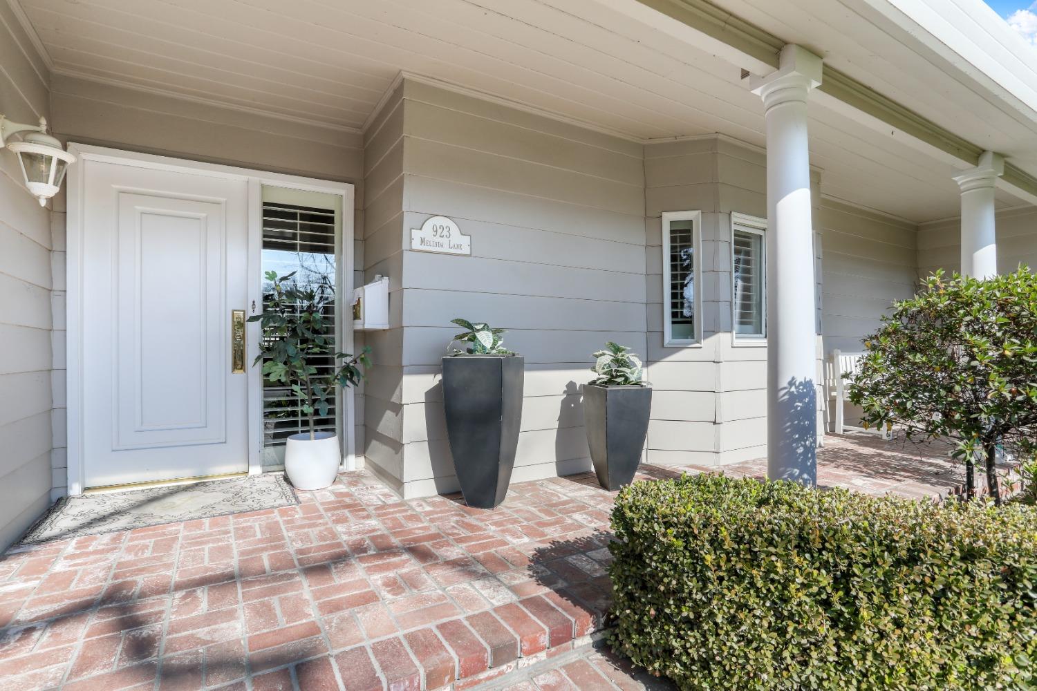 923 Melinda Lane