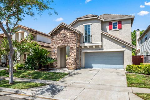 2764 Rogue River Circle West Sacramento CA 95691