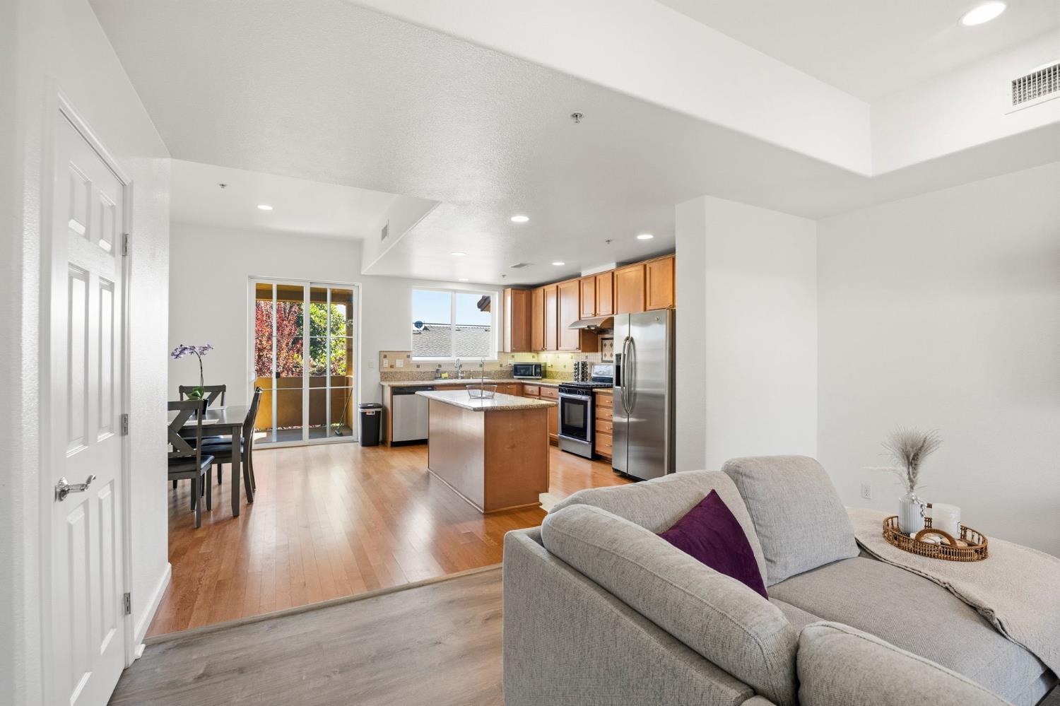 206 San Antonio Place