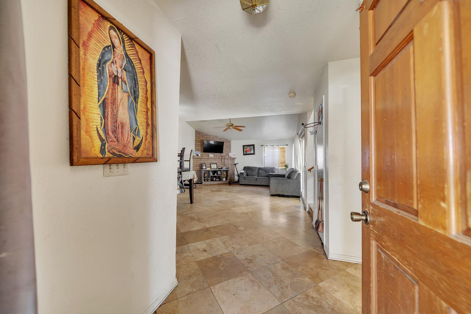 3304 WAYNESBORO Court