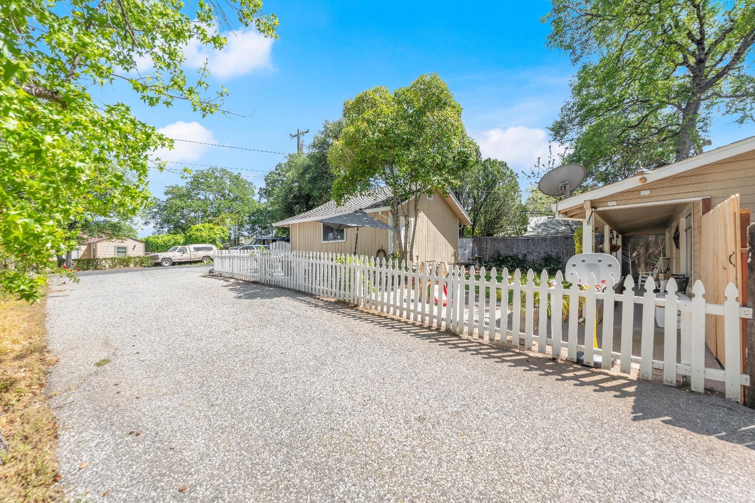 1257 Live Oak Lane