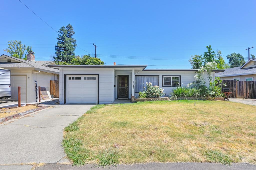 2132 Byron Road