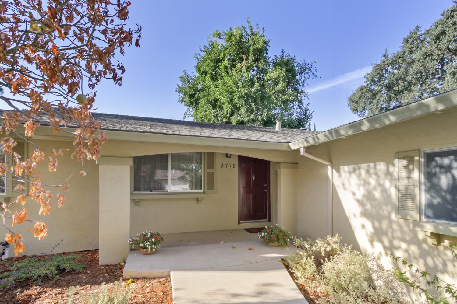 2718 Adrian Drive