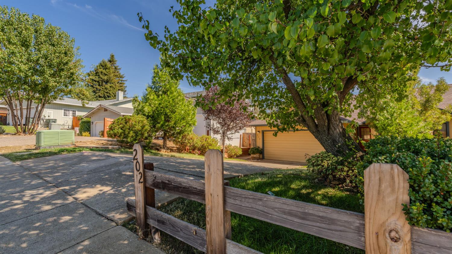 202 Westview Drive