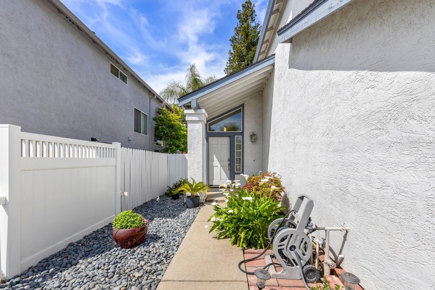 8337 Elegans Court