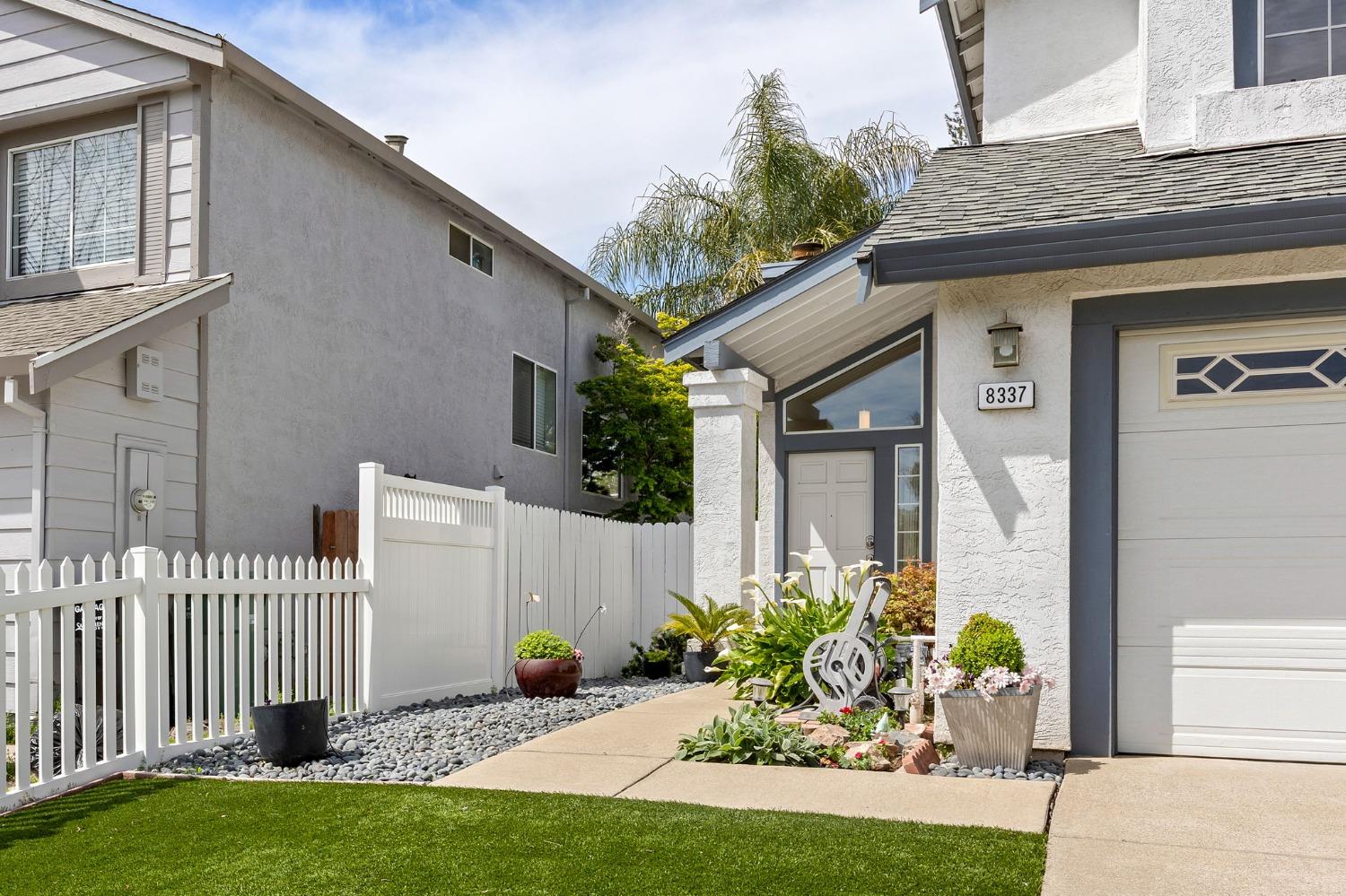 8337 Elegans Court