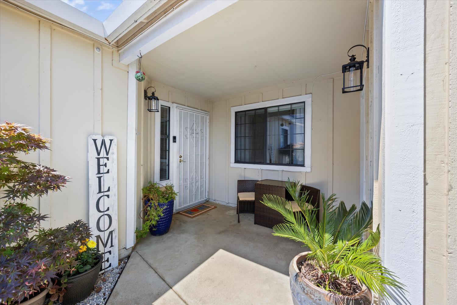 321 Hemphill Way