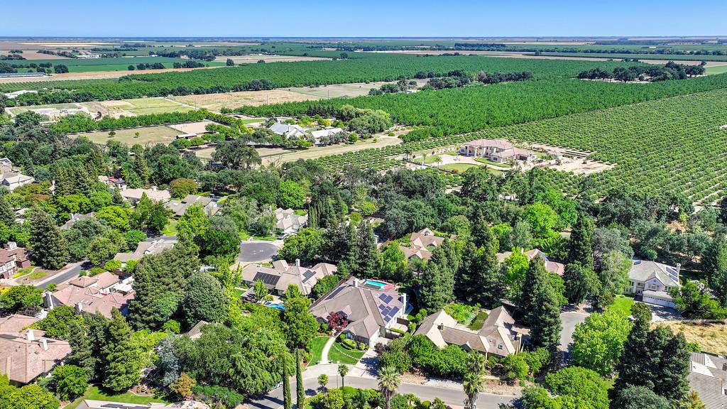 2514 Regatta Court