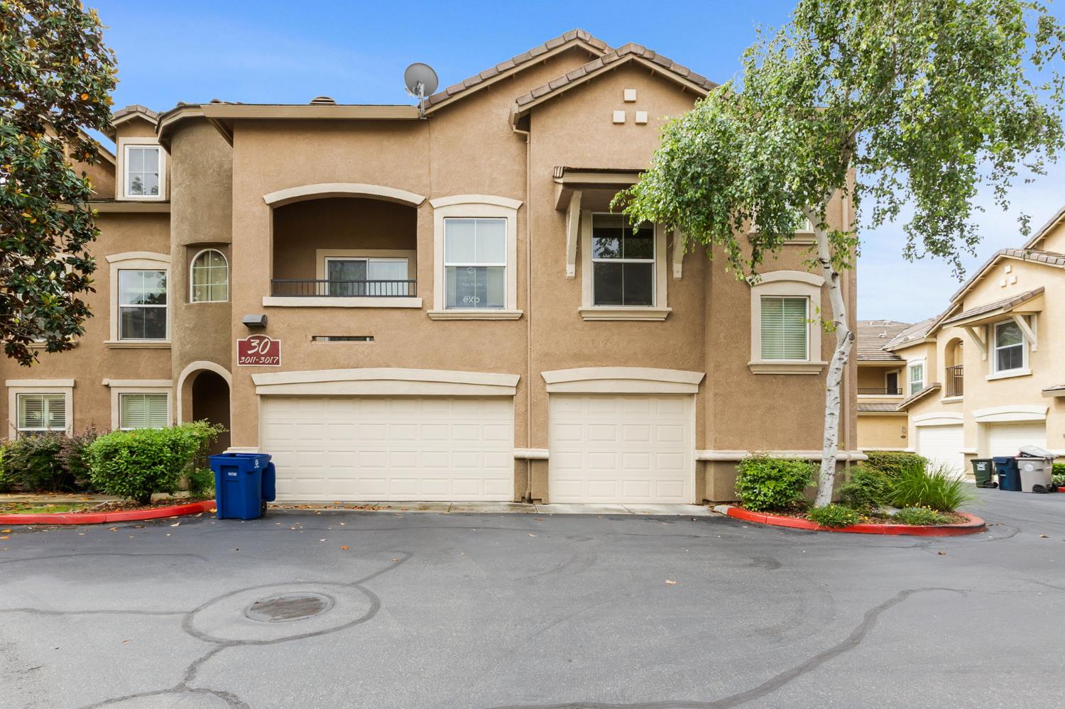 5350 Dunlay Drive 3013