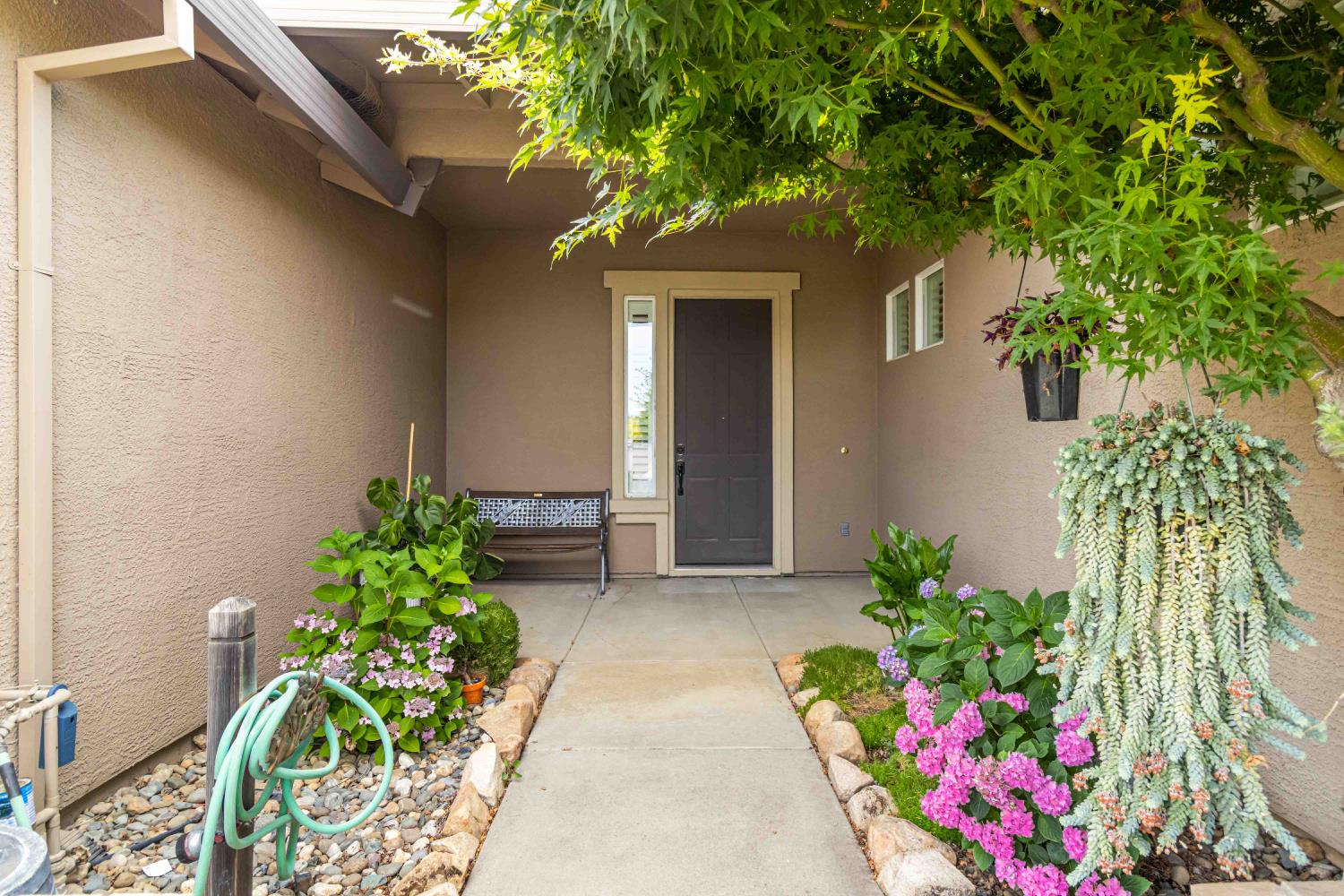 9304 Salmon Creek Drive