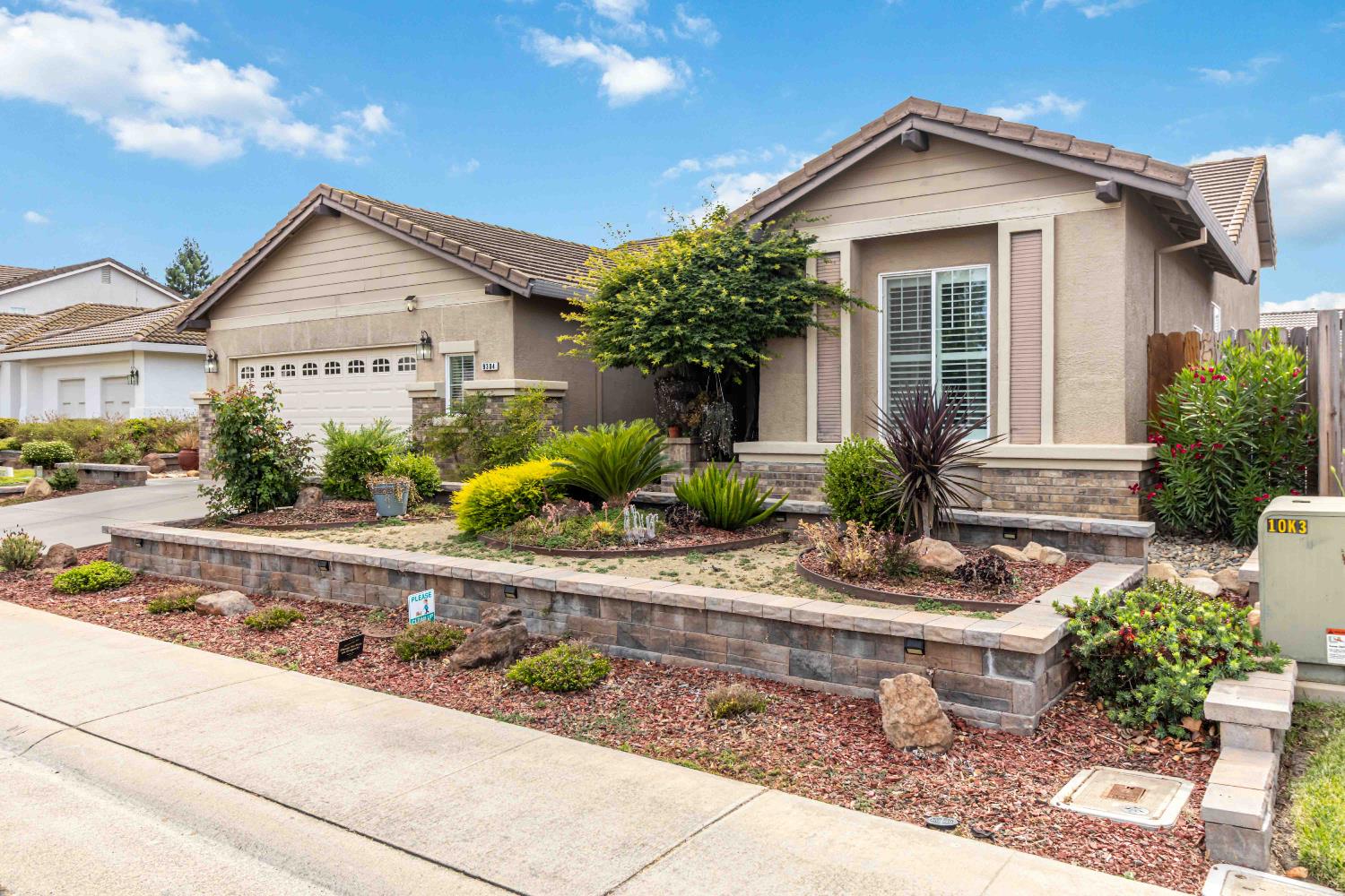 9304 Salmon Creek Drive
