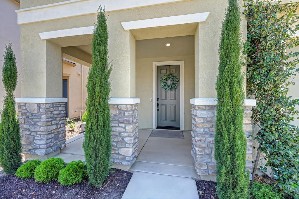 1137 Sierra Morena Way