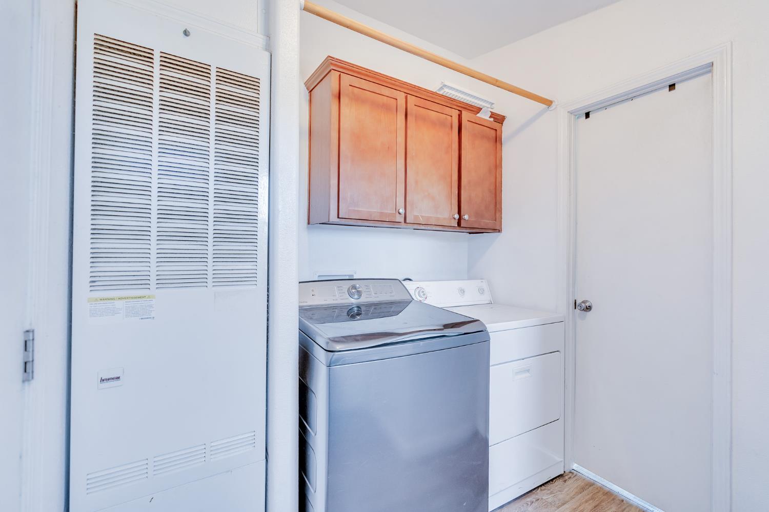 Chowchilla, California 93610, United States, 4 Bedrooms Bedrooms, ,2 BathroomsBathrooms,Residential,Active,187670