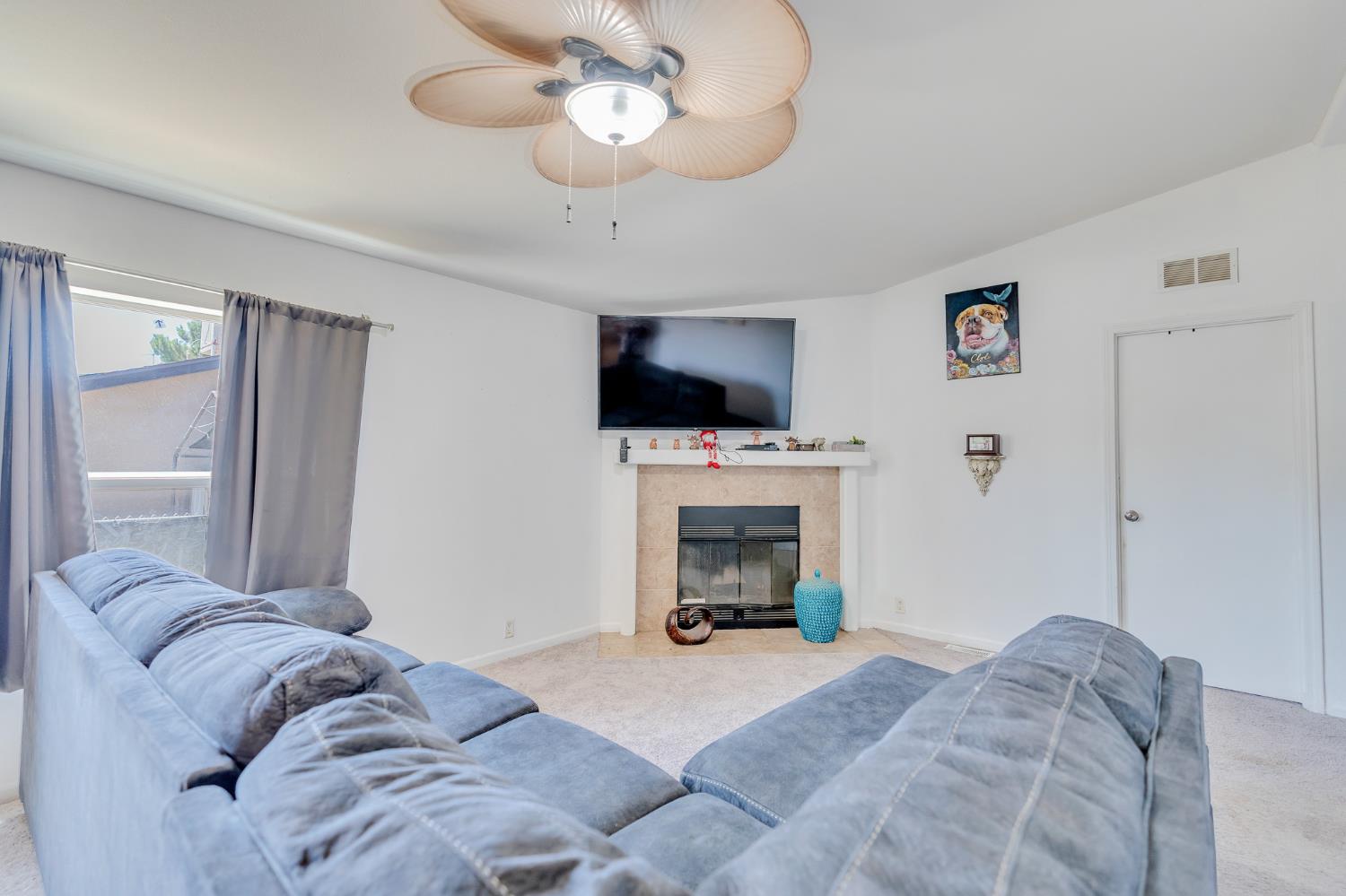 Chowchilla, California 93610, United States, 4 Bedrooms Bedrooms, ,2 BathroomsBathrooms,Residential,Active,187670