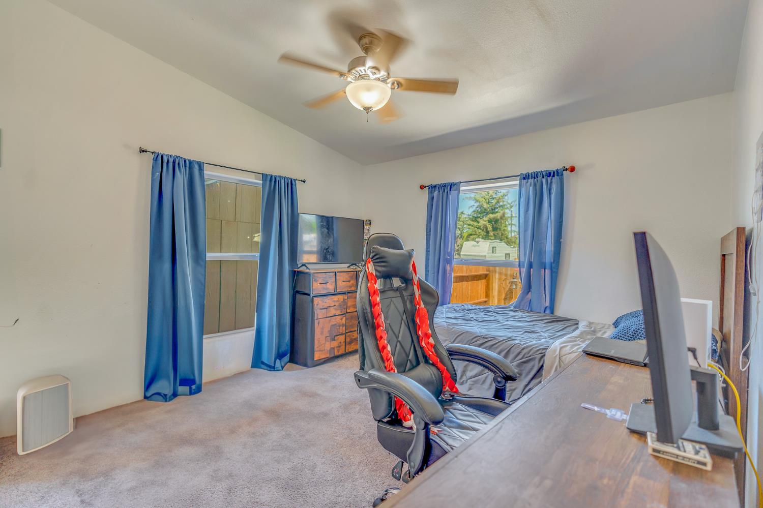 Chowchilla, California 93610, United States, 4 Bedrooms Bedrooms, ,2 BathroomsBathrooms,Residential,Active,187670