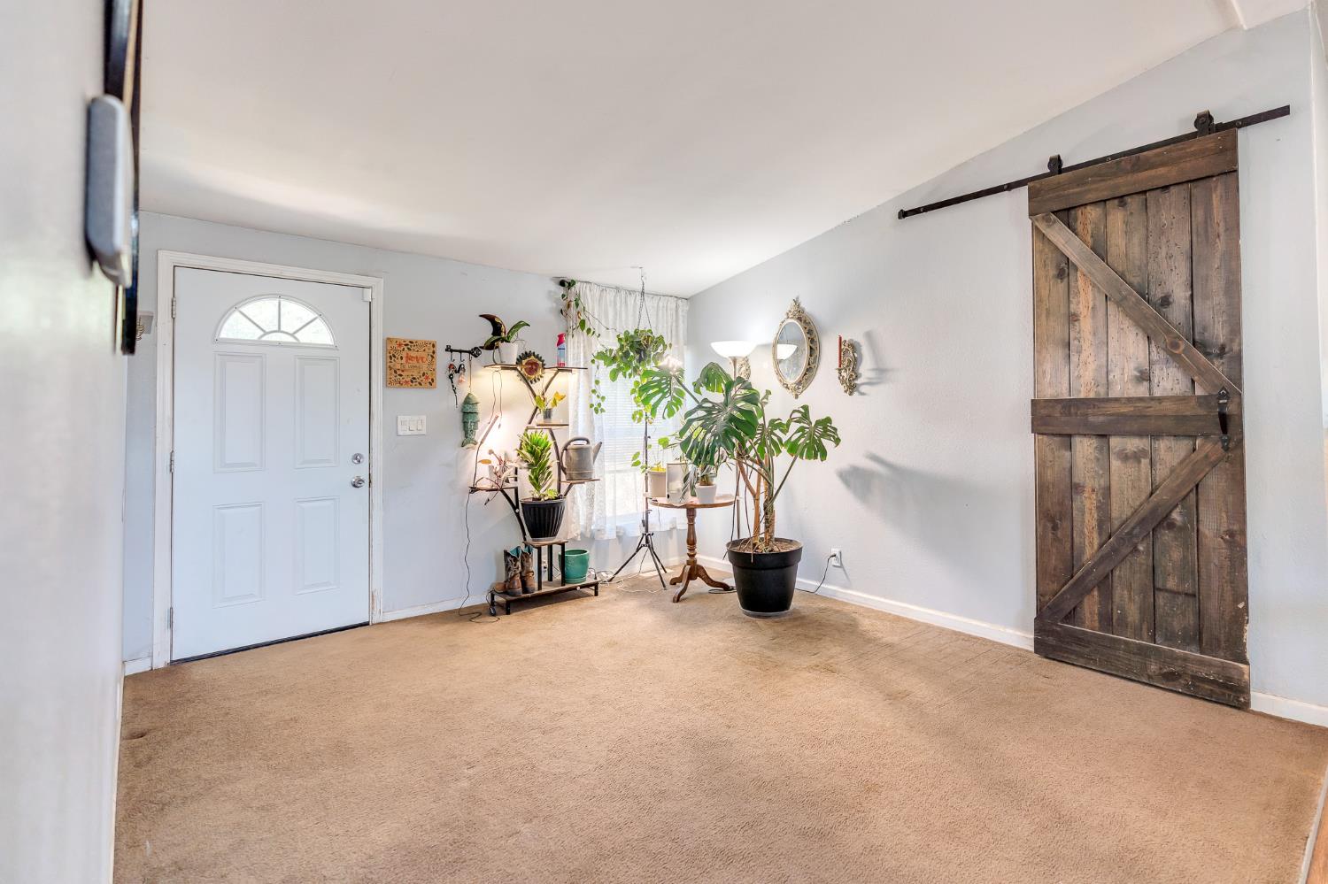 Chowchilla, California 93610, United States, 4 Bedrooms Bedrooms, ,2 BathroomsBathrooms,Residential,Active,187670