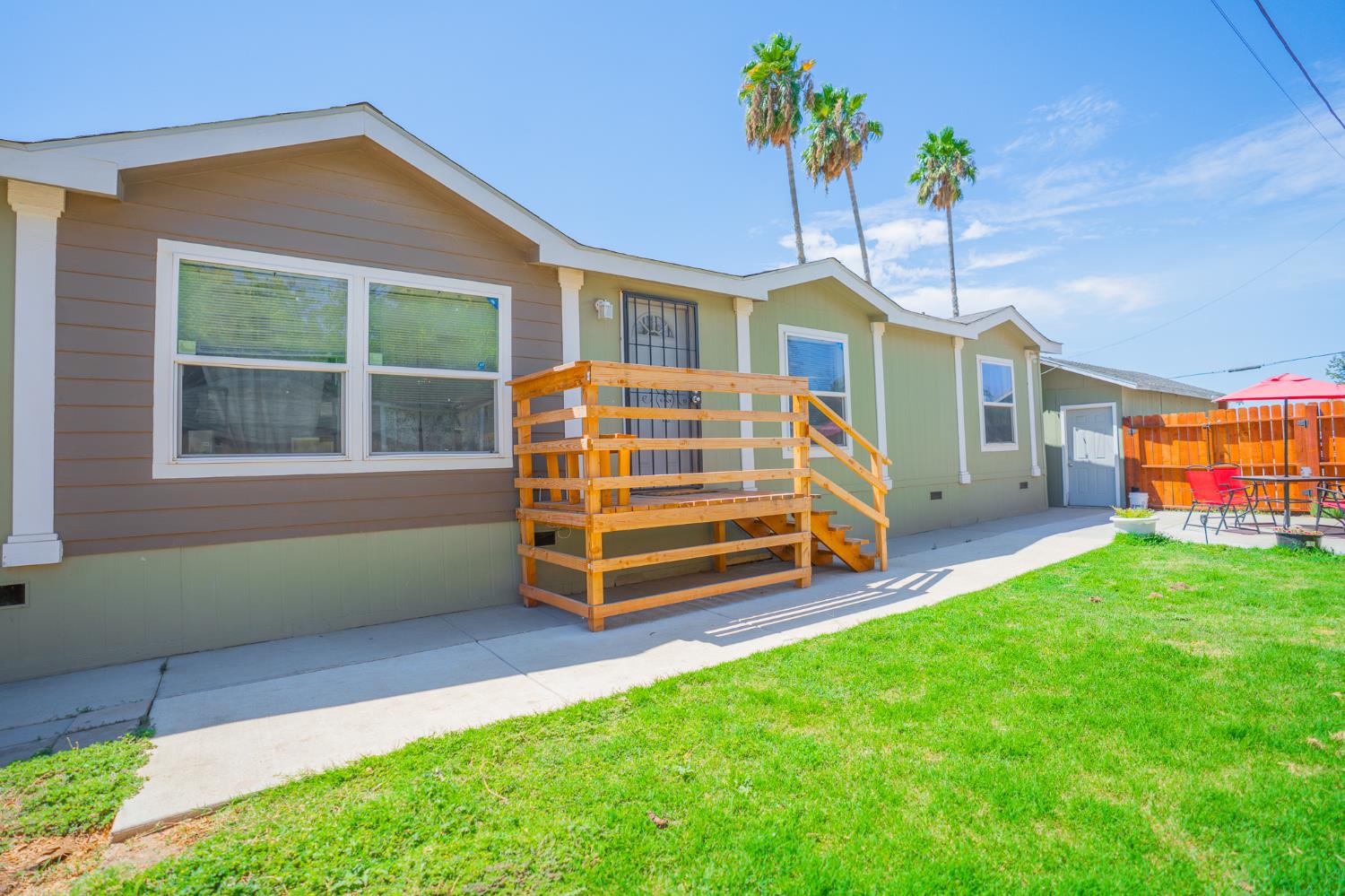 Chowchilla, California 93610, United States, 4 Bedrooms Bedrooms, ,2 BathroomsBathrooms,Residential,Active,187670