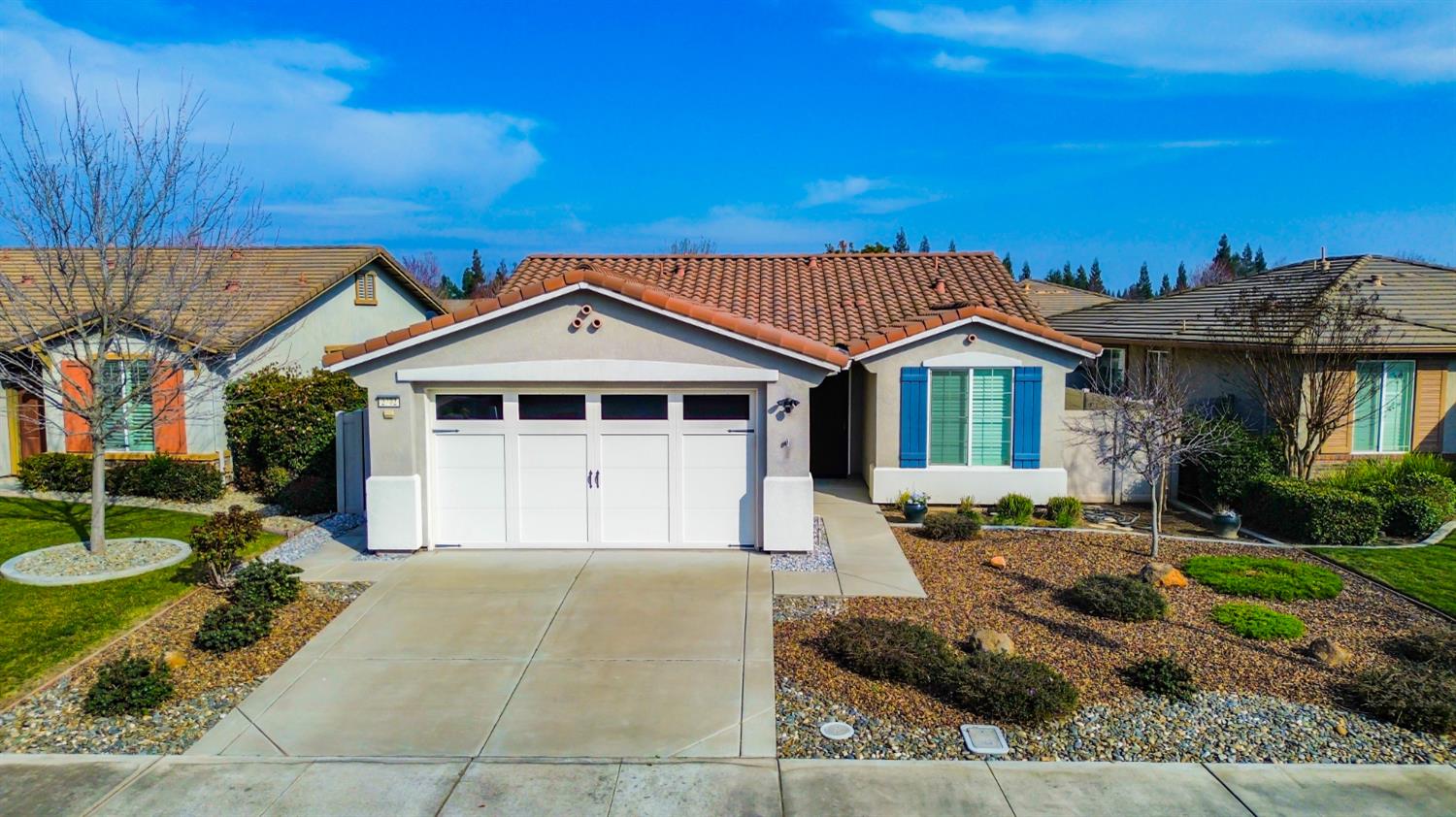 2372 Shadow Berry Drive