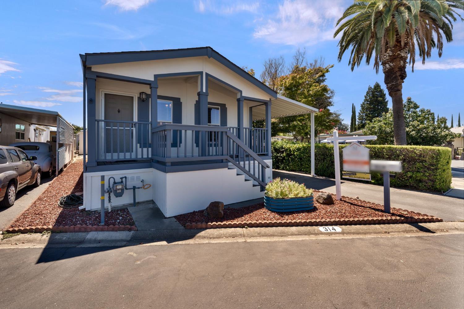 314 Sunnyhills Drive