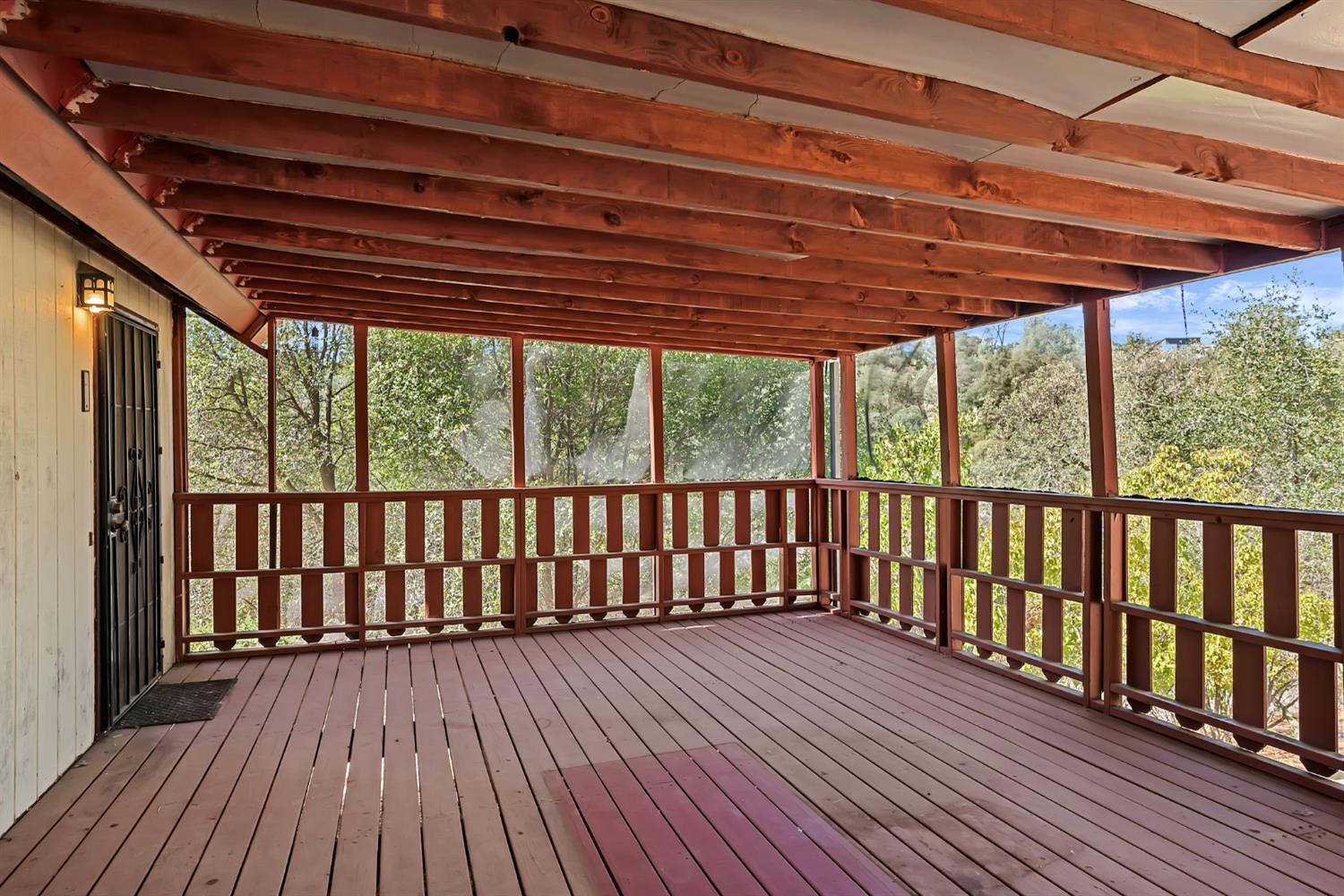 4225 Creekside Drive