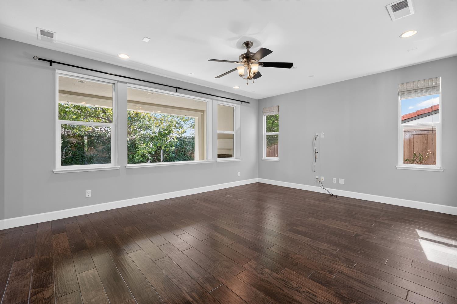 7256 Santorini Way