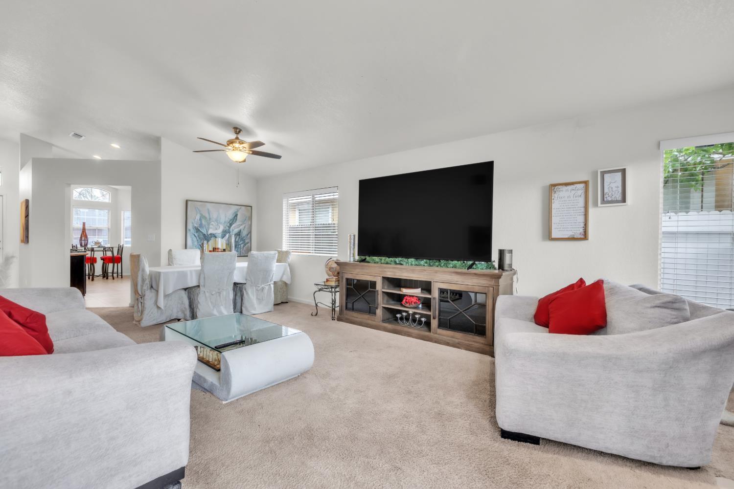 7666 Bluebrook Way