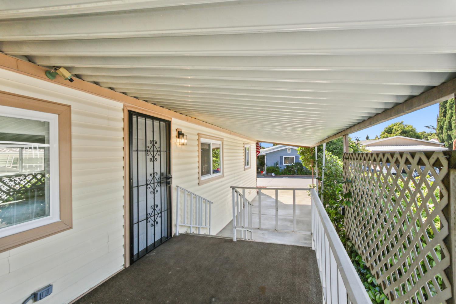1399 Sacramento Ave 116