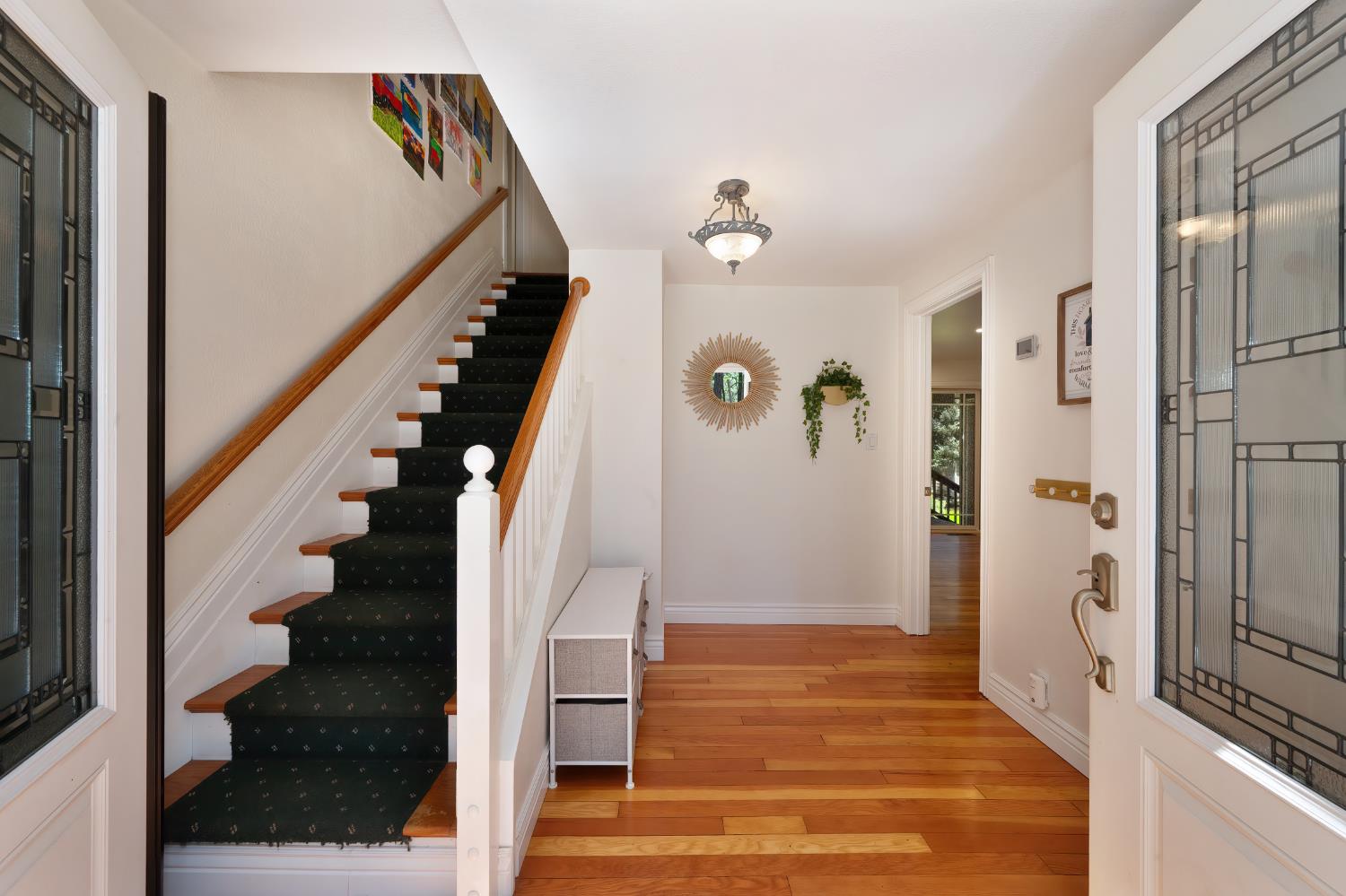 1331 Oak View Lane