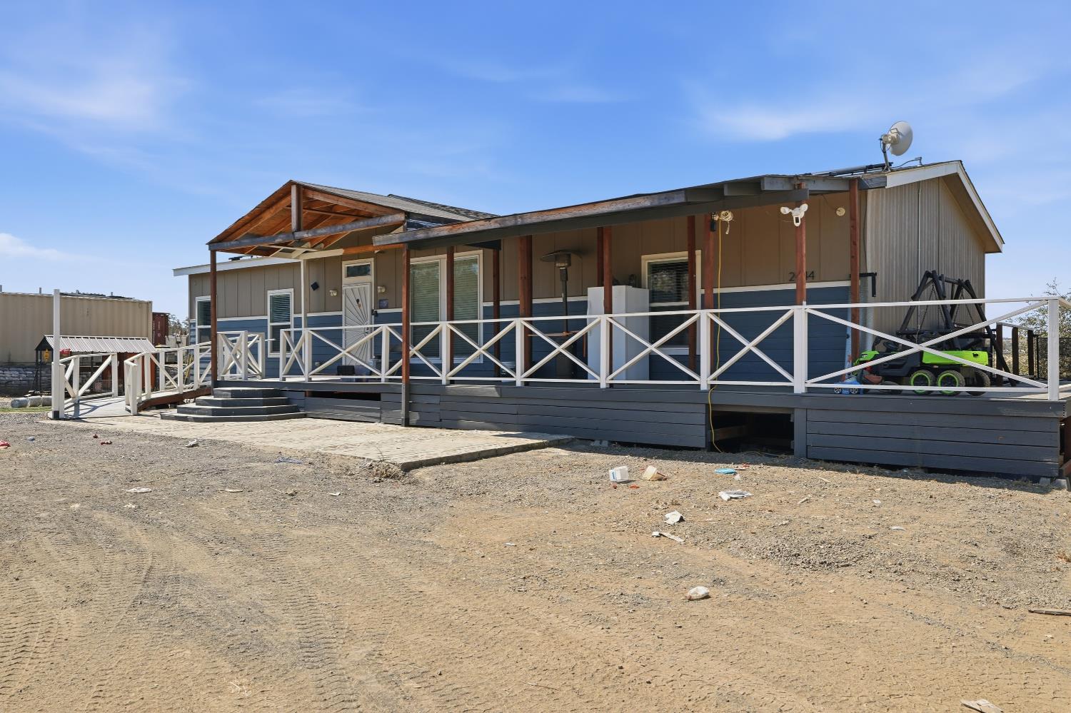 2444 El Naranjo Street