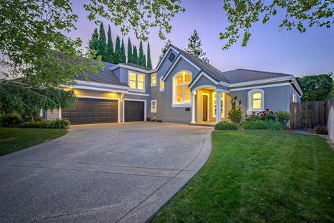 3309 La Playa Drive Davis CA 95618