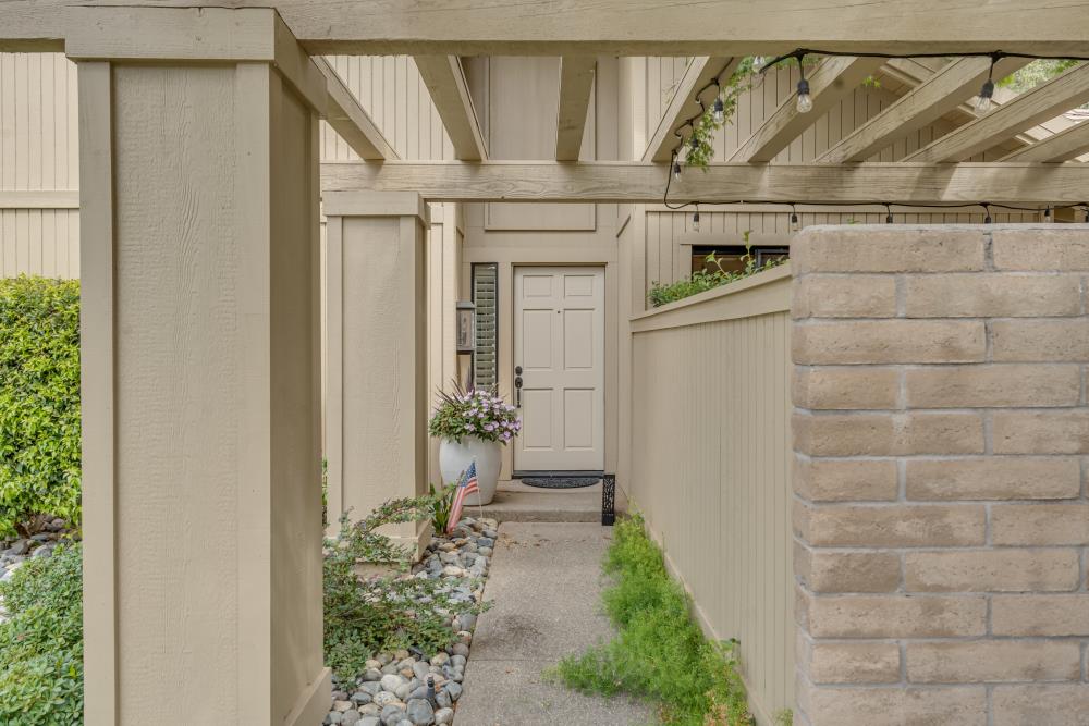 11647 Gold Country Boulevard