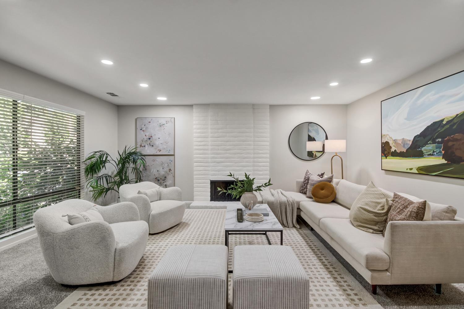 601 Dunbarton Circle