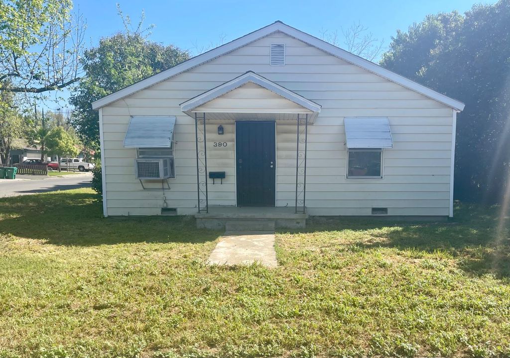 Photo of 390 Nevada Street, Gridley, CA 95948 (MLS # 226037011)