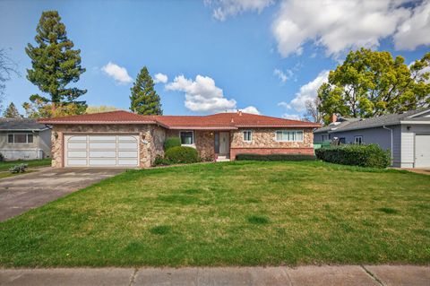 1149 Derick Way Sacramento CA 95822