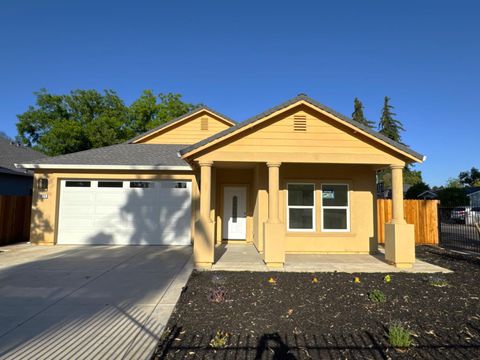4825 36th Street, Sacramento, CA 95820 - MLS#: 225064861