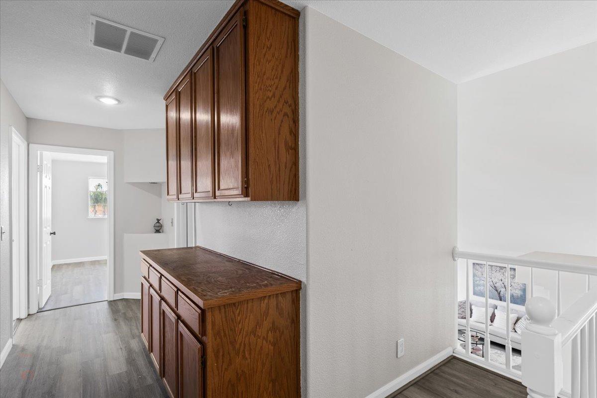 Los Banos, California 93635, United States, 4 Bedrooms Bedrooms, ,3 BathroomsBathrooms,Residential,Pending,4998