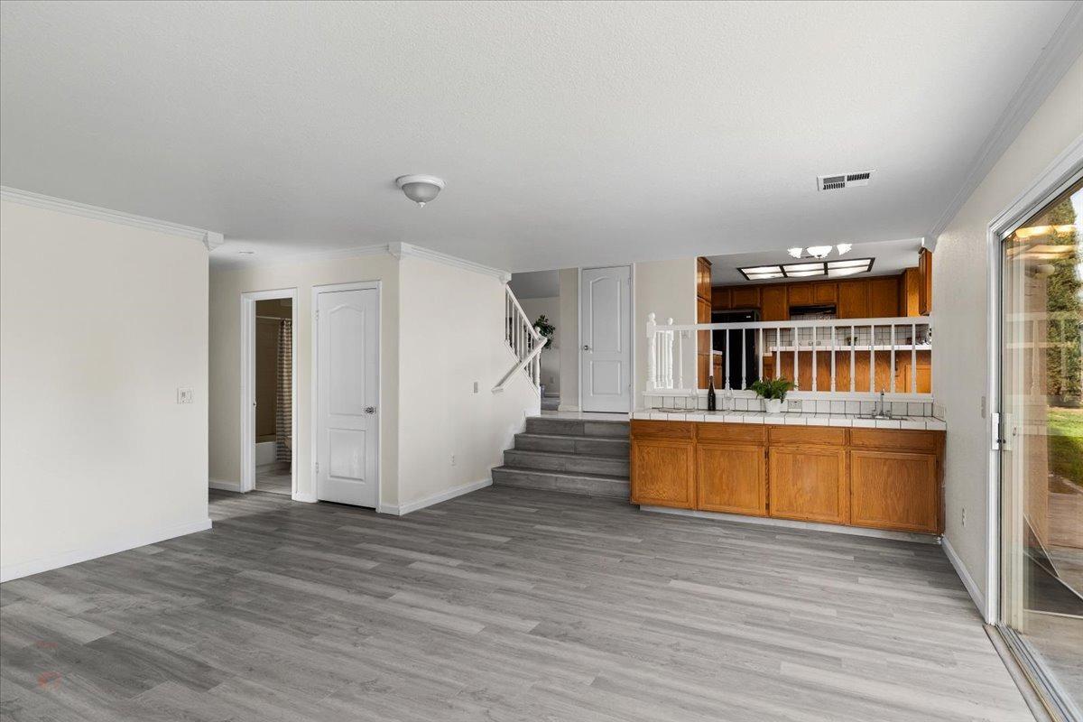 Los Banos, California 93635, United States, 4 Bedrooms Bedrooms, ,3 BathroomsBathrooms,Residential,Pending,4998