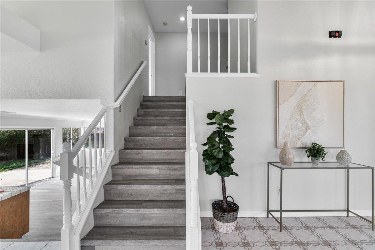 Los Banos, California 93635, United States, 4 Bedrooms Bedrooms, ,3 BathroomsBathrooms,Residential,Pending,4998