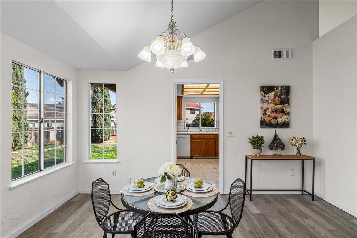 Los Banos, California 93635, United States, 4 Bedrooms Bedrooms, ,3 BathroomsBathrooms,Residential,Pending,4998