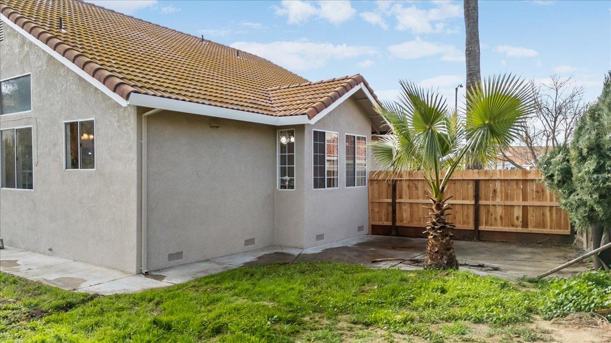 Los Banos, California 93635, United States, 4 Bedrooms Bedrooms, ,3 BathroomsBathrooms,Residential,Pending,4998