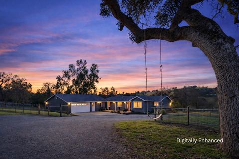 1668 Carmelita Lane La Grange CA 95329