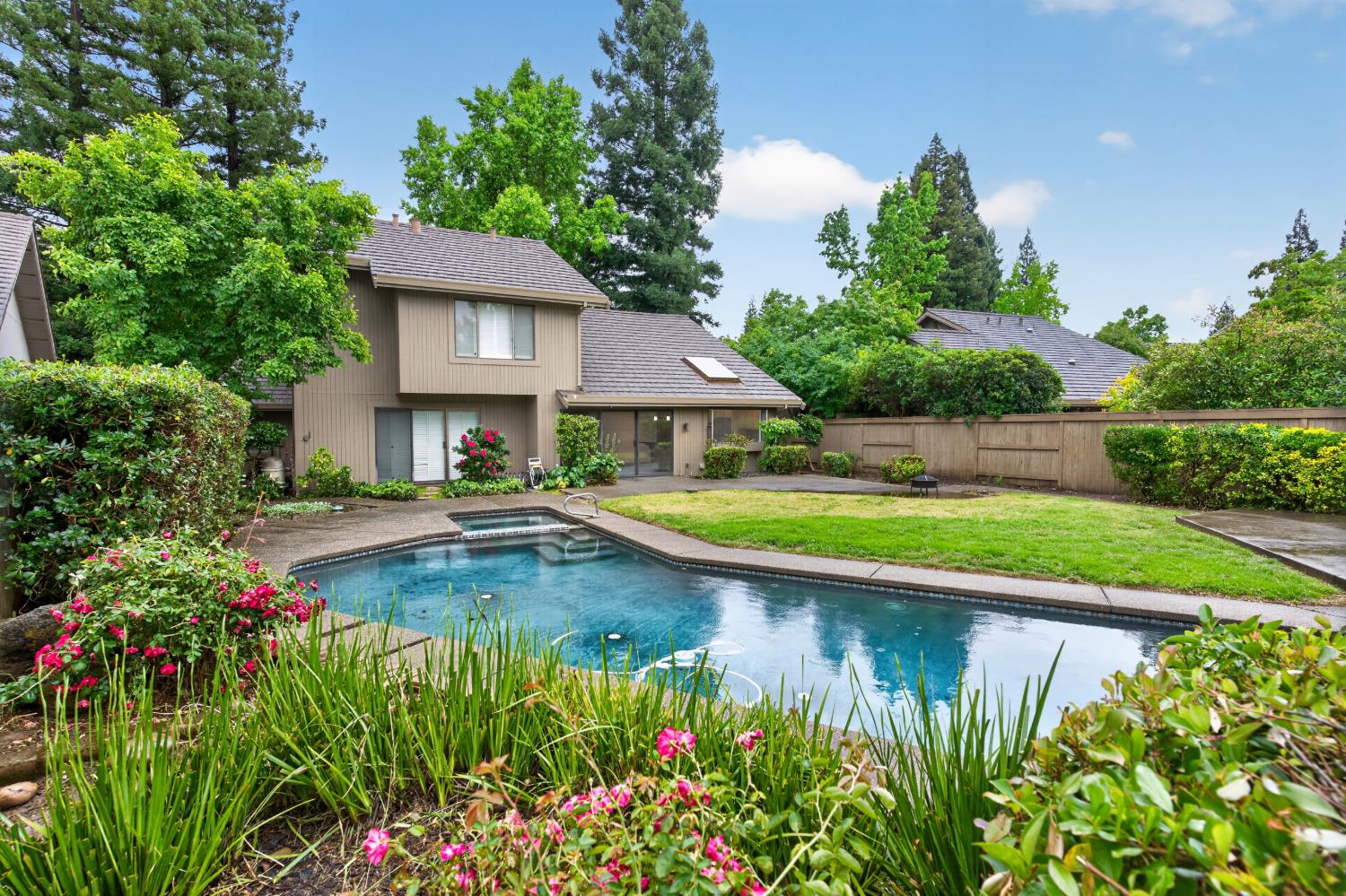 11526 Sutters Mill Circle
